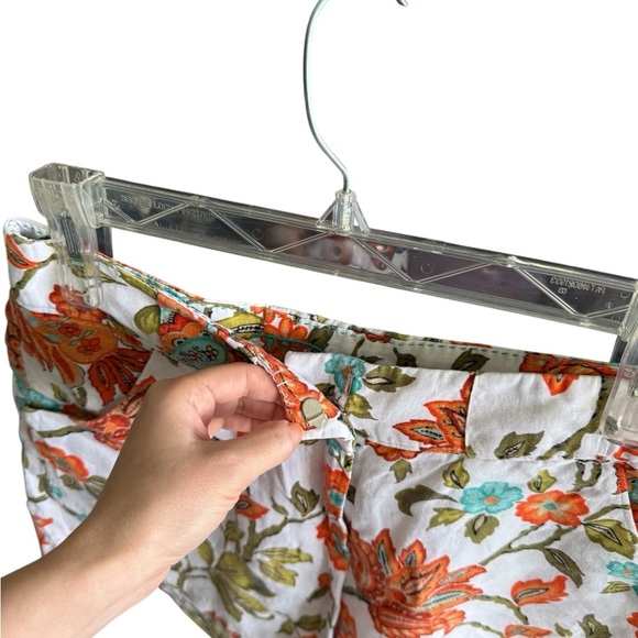 TOMMY BAHAMA Colorful Linen Shorts - Picture 8 of 12